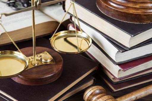 婚内出轨要判刑吗