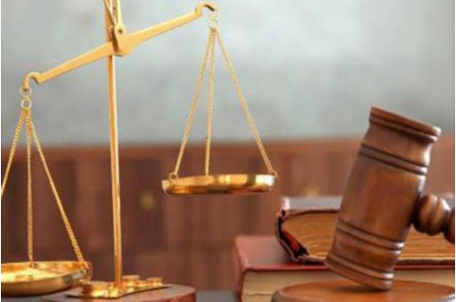 车祸全责一人重伤判多久