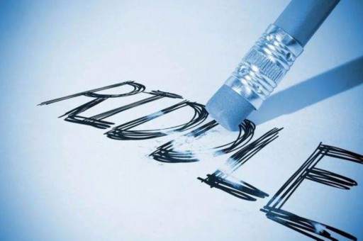 不走人行道被撞有责任吗