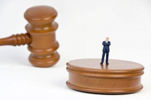 在机动车道上撞到行人责任划分