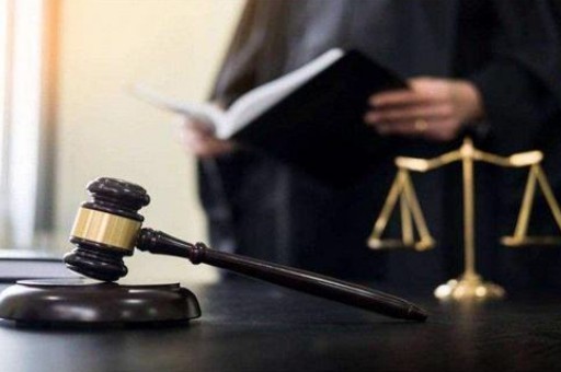 男方有外债了,女方要离婚怎么办