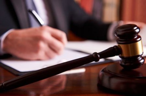 老公有残疾证老婆生孩子能报销医疗费用吗？