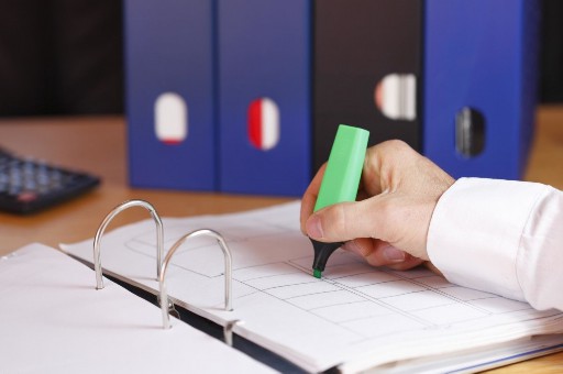 小孩撞到老人责任划分