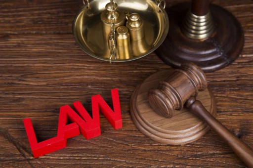 离婚有两个孩子抚养权怎么分配？法律如何规定抚养权归属